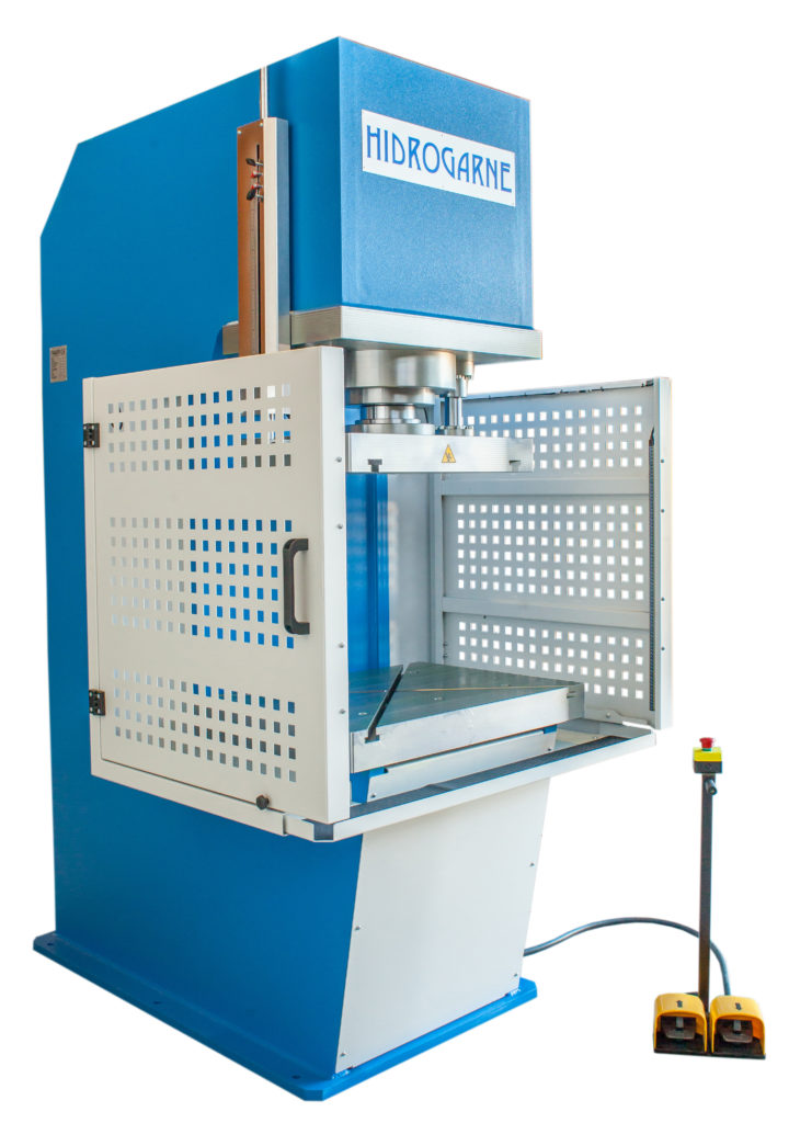 presse hydraulique à col de cygne hydrogarne série CF